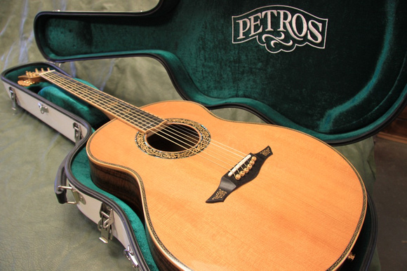 Paul Simon's guitar in the Karura case